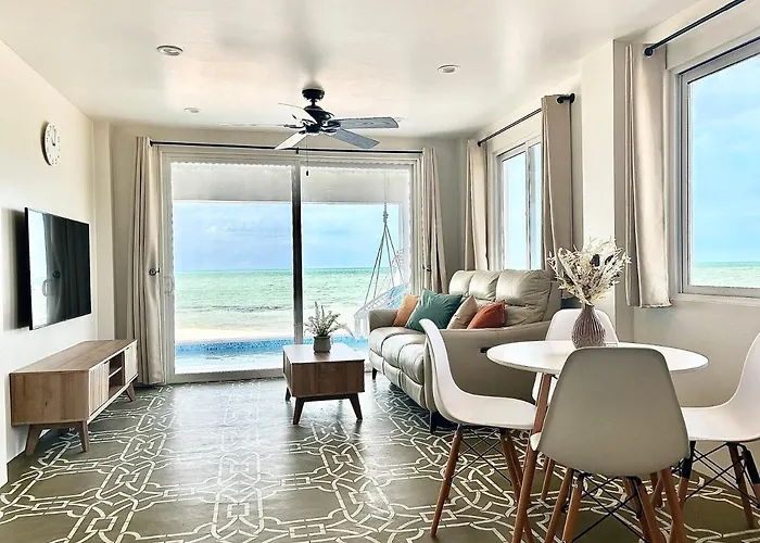 Villas Secreta Beachfront * San Pedro (Ambergris Caye)