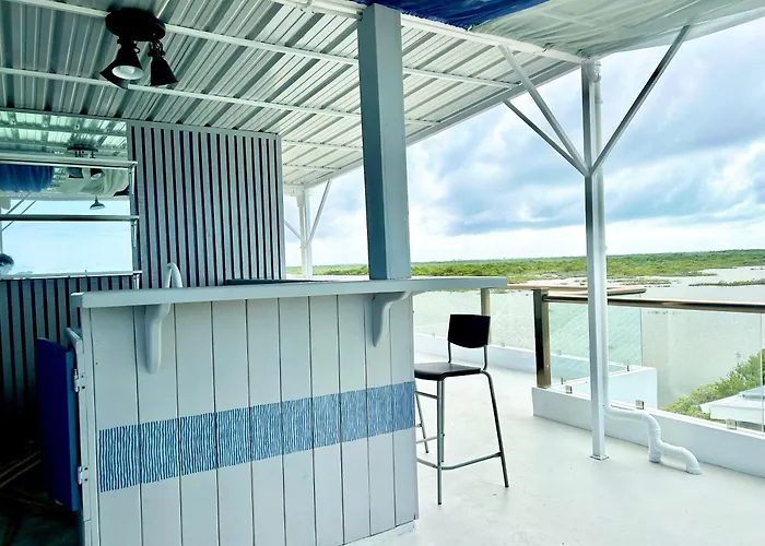 Resort Villas Secreta Beachfront *